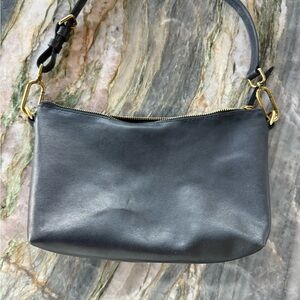 MADEWELL THE LEATHER CARABINER CROSSBODY SLING BAG